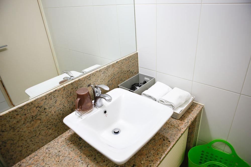 Hostel Coco Seoul Bagian luar foto