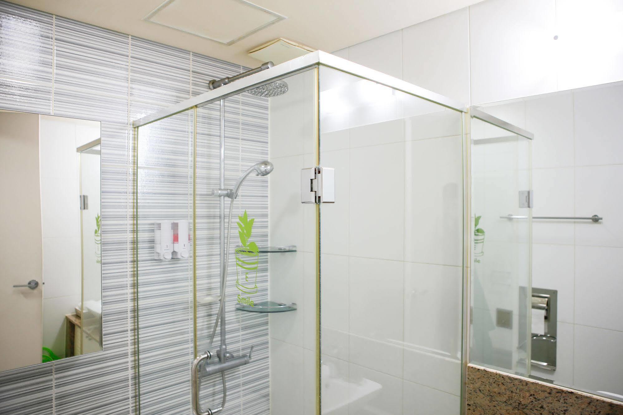 Hostel Coco Seoul Bagian luar foto
