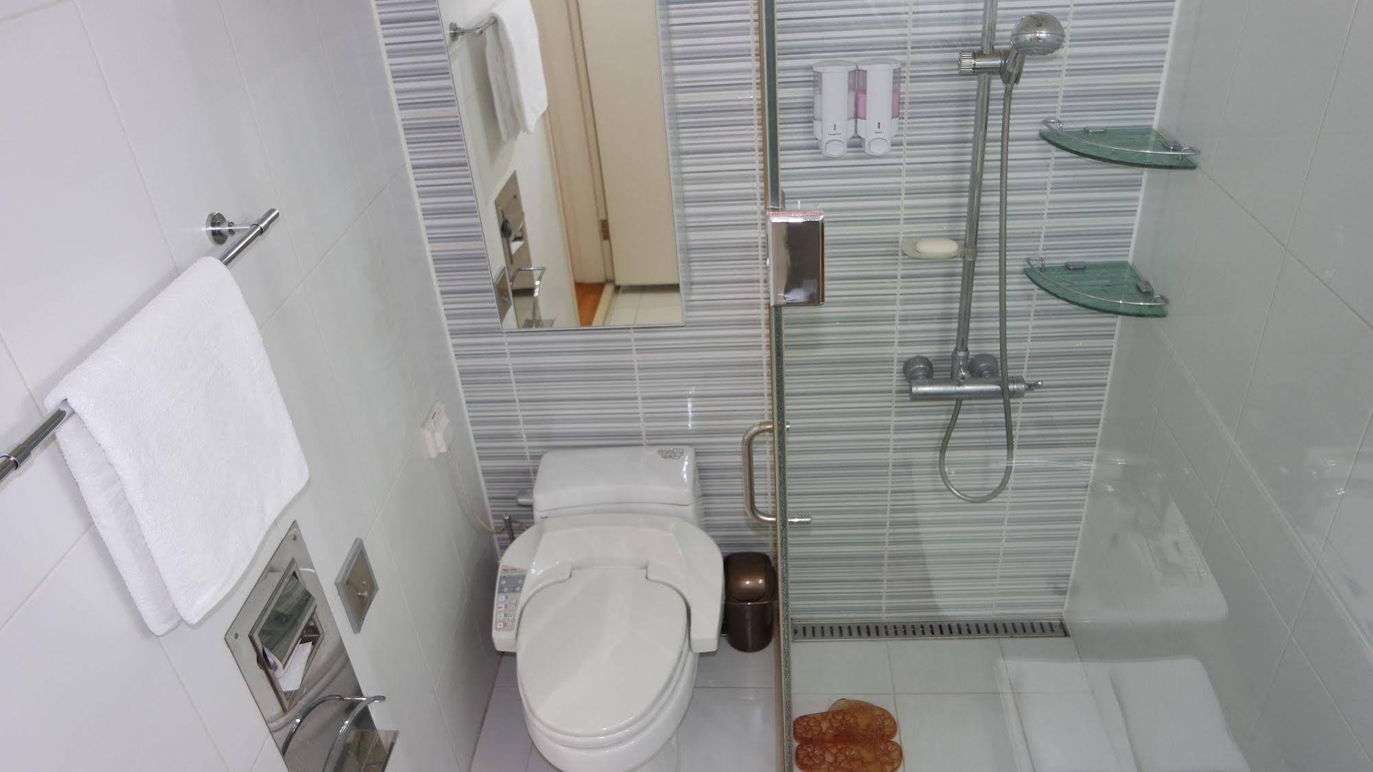 Hostel Coco Seoul Bagian luar foto